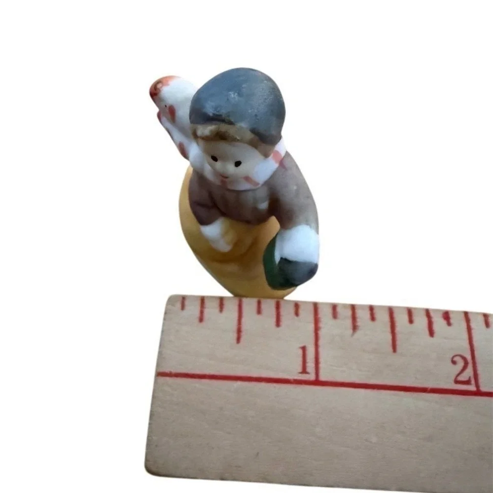 Mini Winter Girl Figurine Scarf & Green Muff‎ Hand-Painted Christmas village